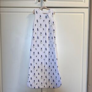 Kyte BABY White Sleeveless Sleep Sack with Blue Floral Sprig Print